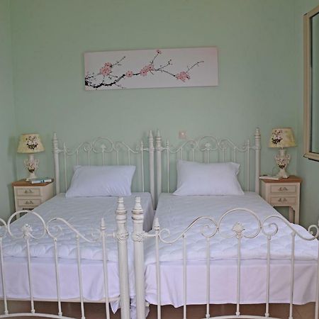 Villa Magdalena Lixouri Bagian luar foto